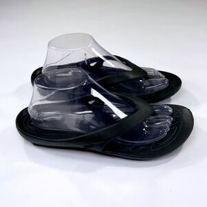 NEW Crocs Kadee II Flip Flops Womens 10‎ Black Comfort Minimalist Beach Sandals